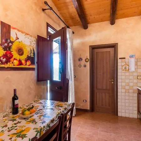 Holiday home Trinacria *